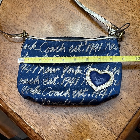 Coach Crossbody - Picture 5 of 7